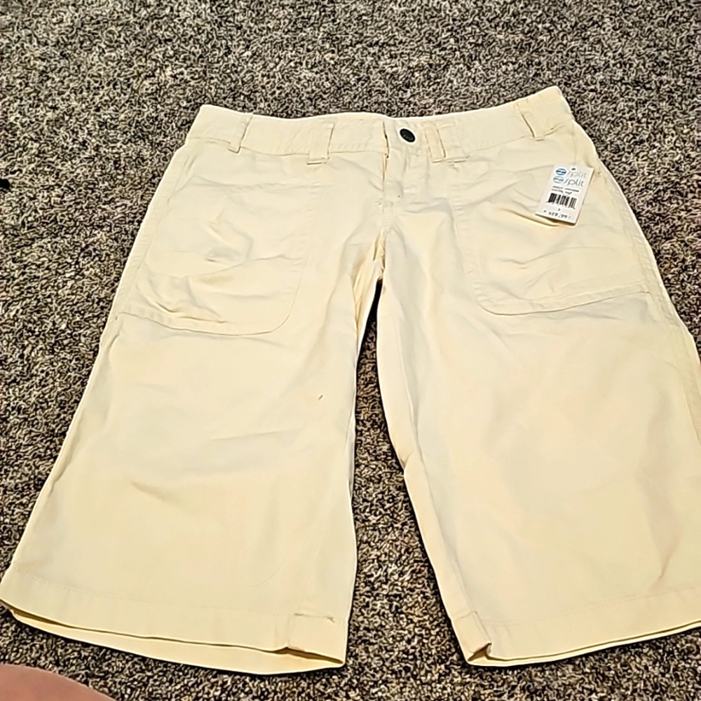Woman crop nwt 3 by split